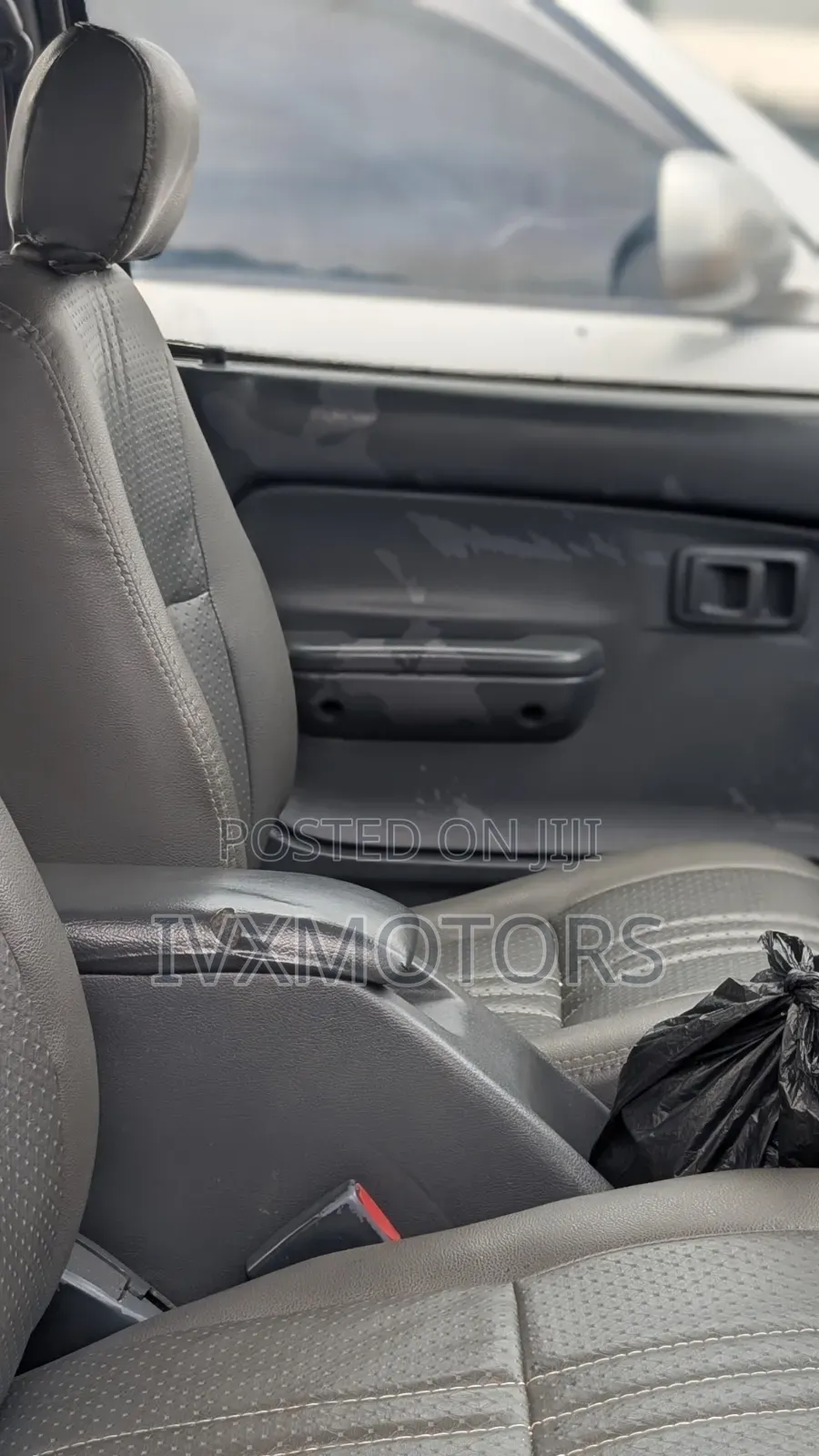 Toyota Hilux 1996 Gray