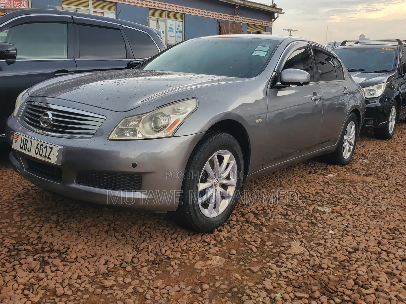 Nissan Skyline 2008 Gray