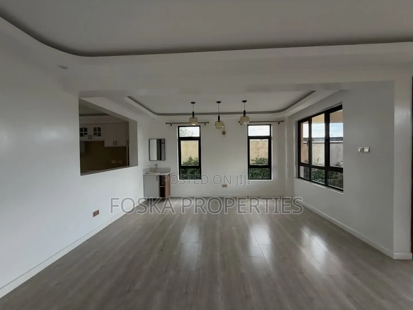 3bdrm Apartment in Mbuya Estate, Central Division for rent