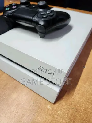 PS4 Standard Original - Your Rental Has Entered Champions League!