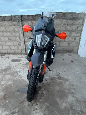 KTM 2022 Orange