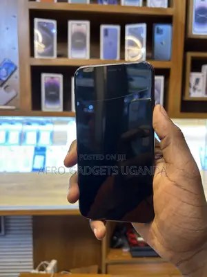 Apple iPhone XR 64 GB Black