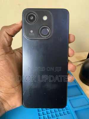 Itel A06 32 GB Black