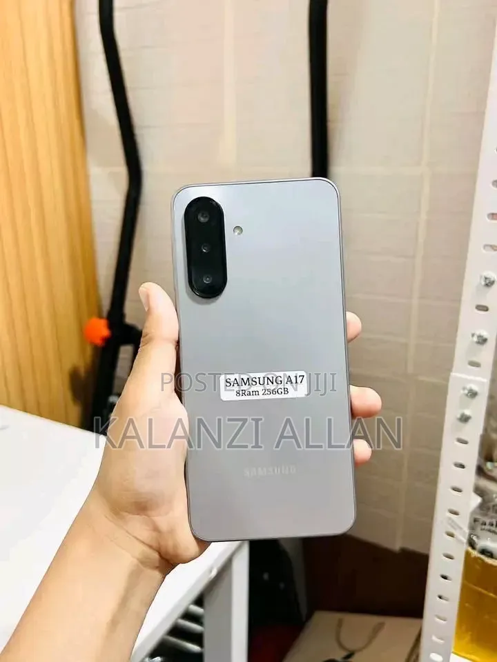New Samsung Galaxy A17 5G 256 GB Silver
