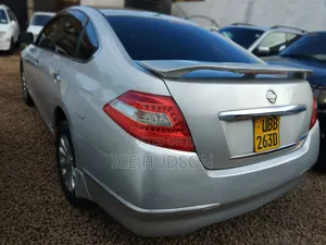 Nissan Teana 2010 Silver