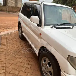 Mitsubishi Pajero IO 1999 White