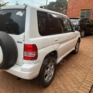 Mitsubishi Pajero IO 1999 White