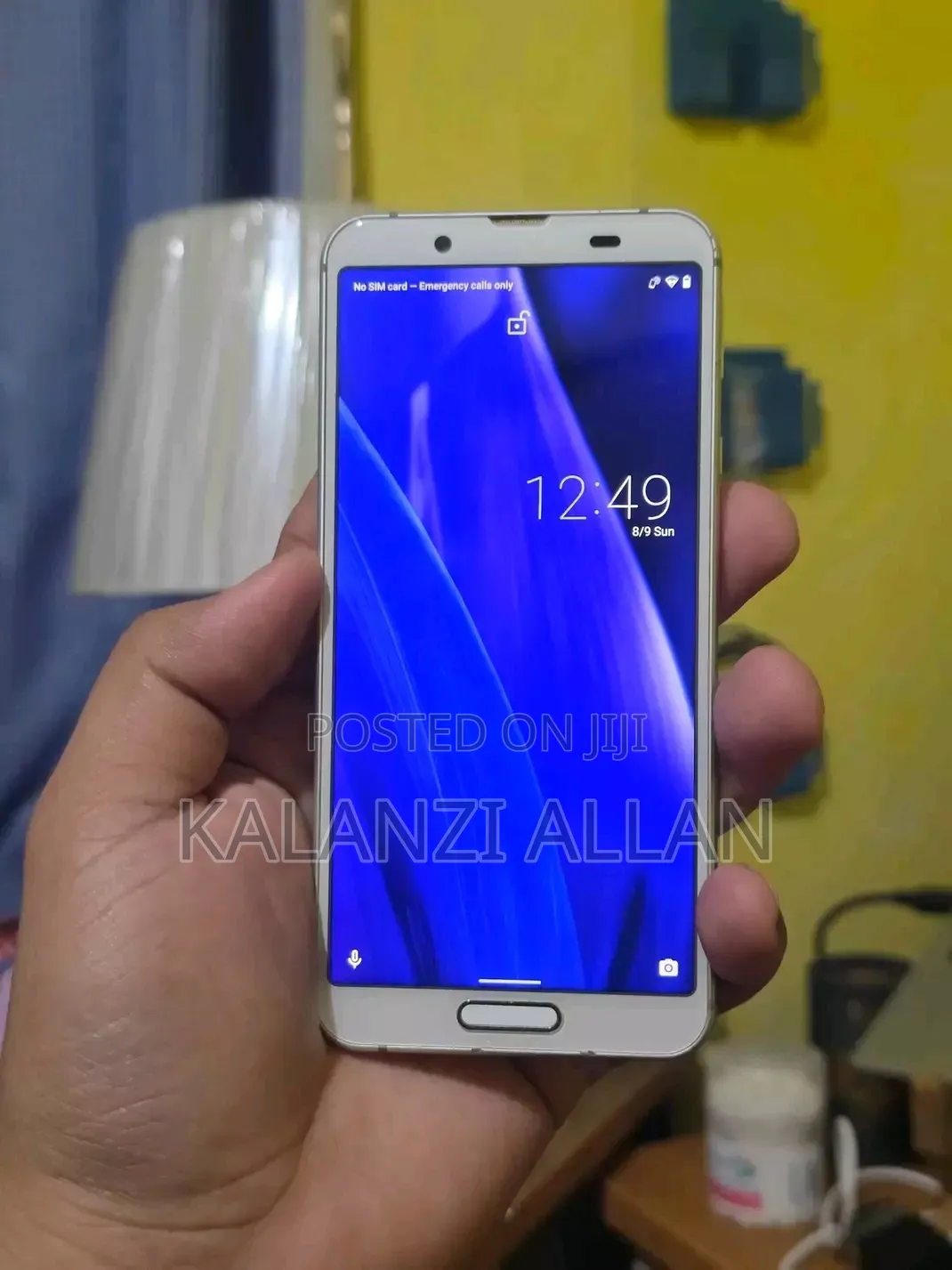 Sharp Aquos Sense 3 SHV45 64 GB Gold