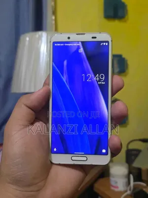 Sharp Aquos Sense 3 SHV45 64 GB Gold