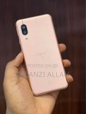 Sharp Aquos Sense 3 SHV45 64 GB Gold