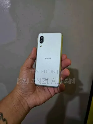 Sharp Aquos Sense 3 SHV45 64 GB Silver