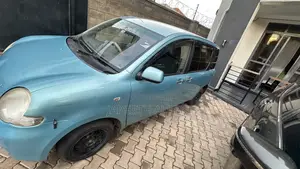 Toyota Sienta 1.5 AWD 2007 Blue