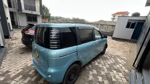 Toyota Sienta 1.5 AWD 2007 Blue