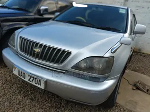 Toyota Harrier 1998 Silver