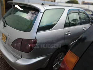 Toyota Harrier 1998 Silver