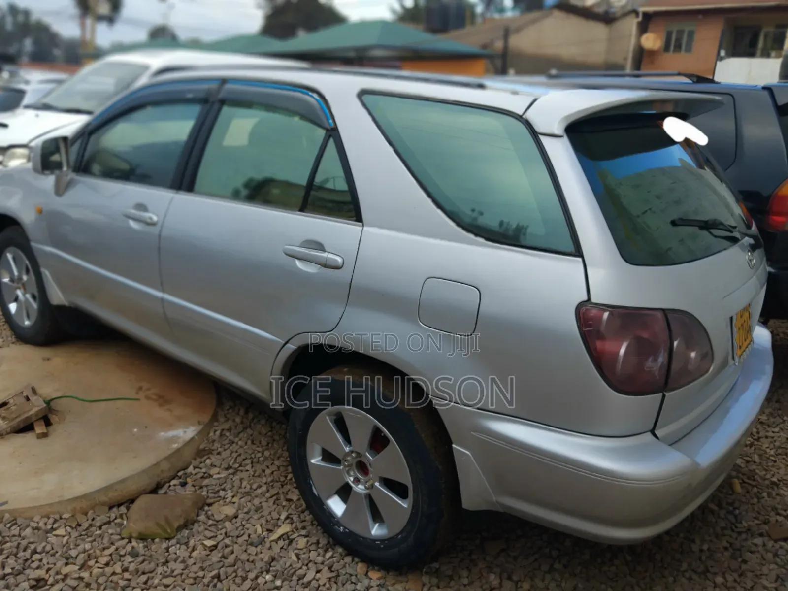 Toyota Harrier 1998 Silver