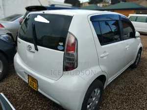 Toyota Passo 2010 White