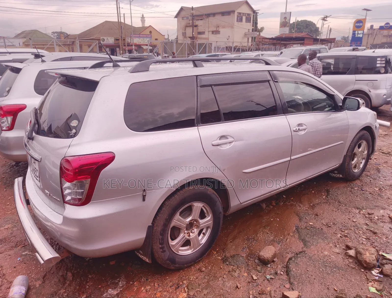 Toyota Corolla Fielder 1.5 Petrol FWD 2010 Silver