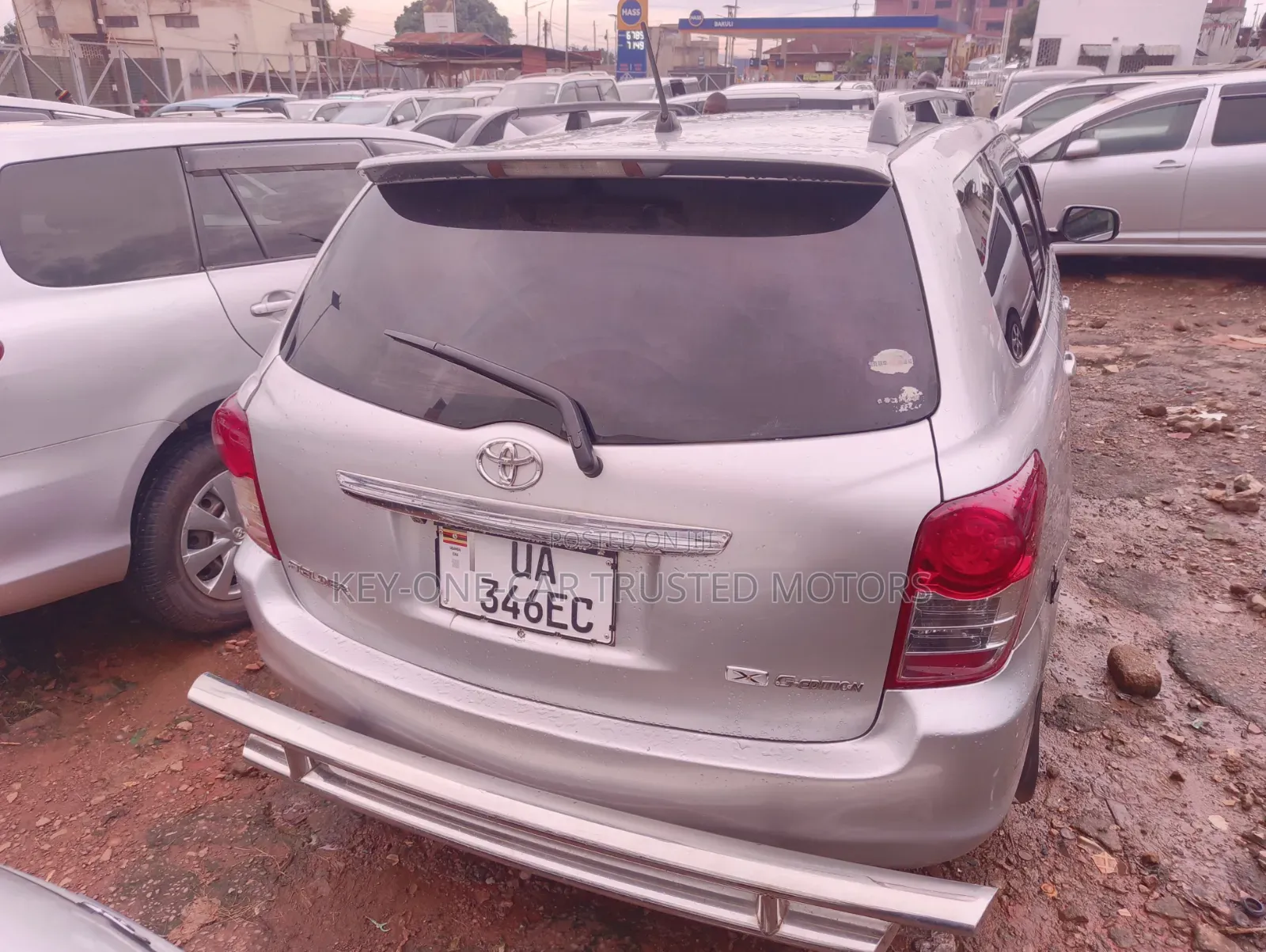 Toyota Corolla Fielder 1.5 Petrol FWD 2010 Silver