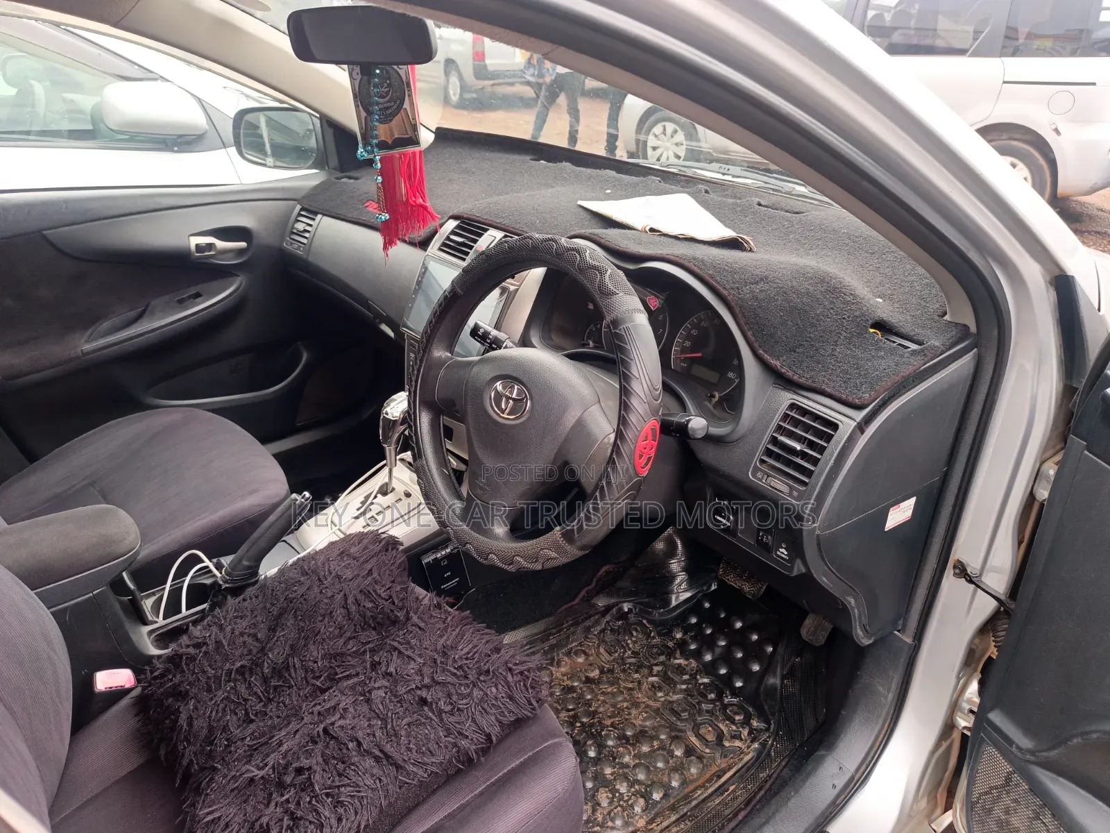 Toyota Corolla Fielder 1.5 Petrol FWD 2010 Silver