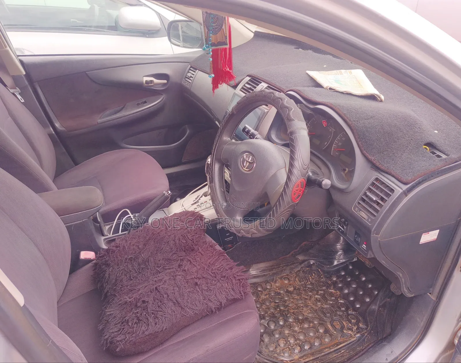 Toyota Corolla Fielder 1.5 Petrol FWD 2010 Silver