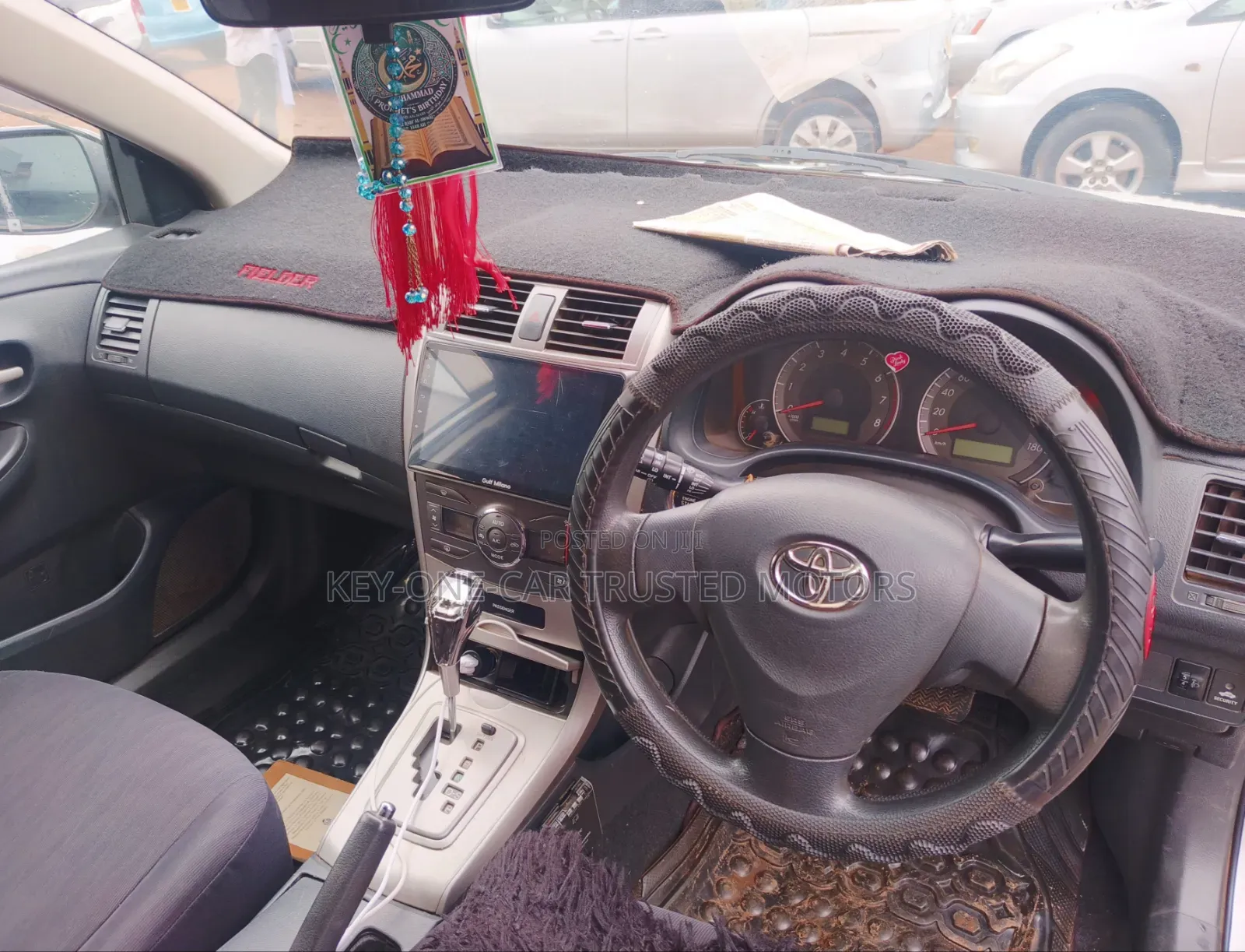 Toyota Corolla Fielder 1.5 Petrol FWD 2010 Silver