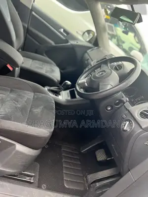 Volkswagen Tiguan SE 2013 Brown