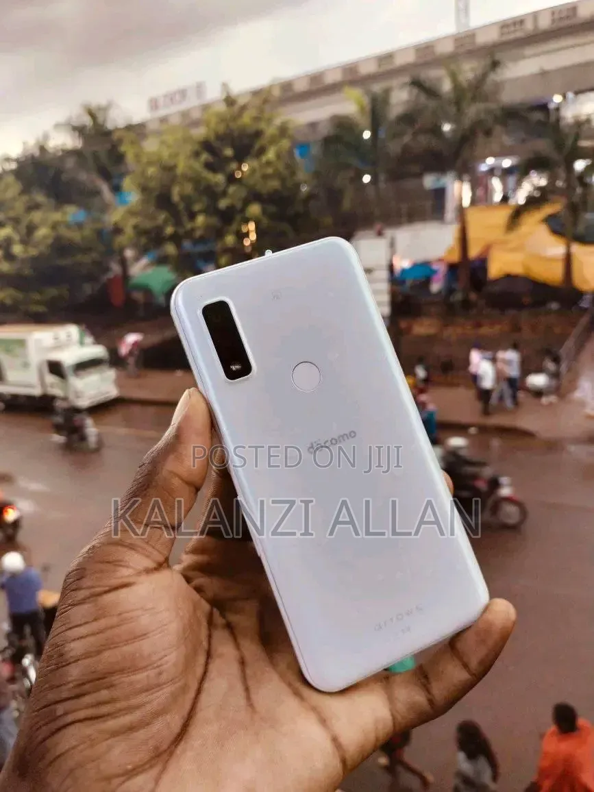 Sharp Aquos wish 64 GB Gray