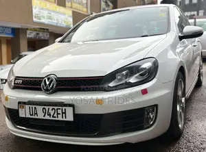 Volkswagen Golf 2012 White