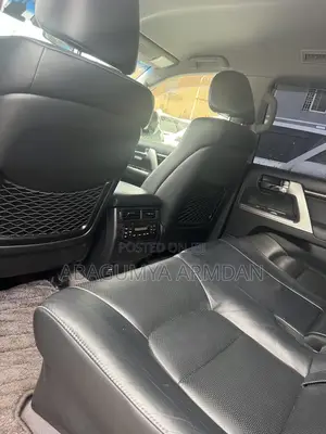 Toyota Land Cruiser 4.6 V8 ZX 2013 Black