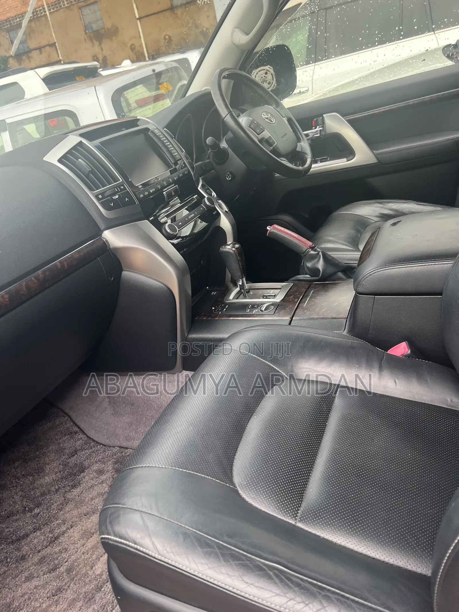 Toyota Land Cruiser 4.6 V8 ZX 2013 Black