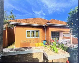 2bdrm Bungalow in Nsawo, Wakiso / Wakiso for sale
