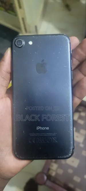 Apple iPhone 7 32 GB Black