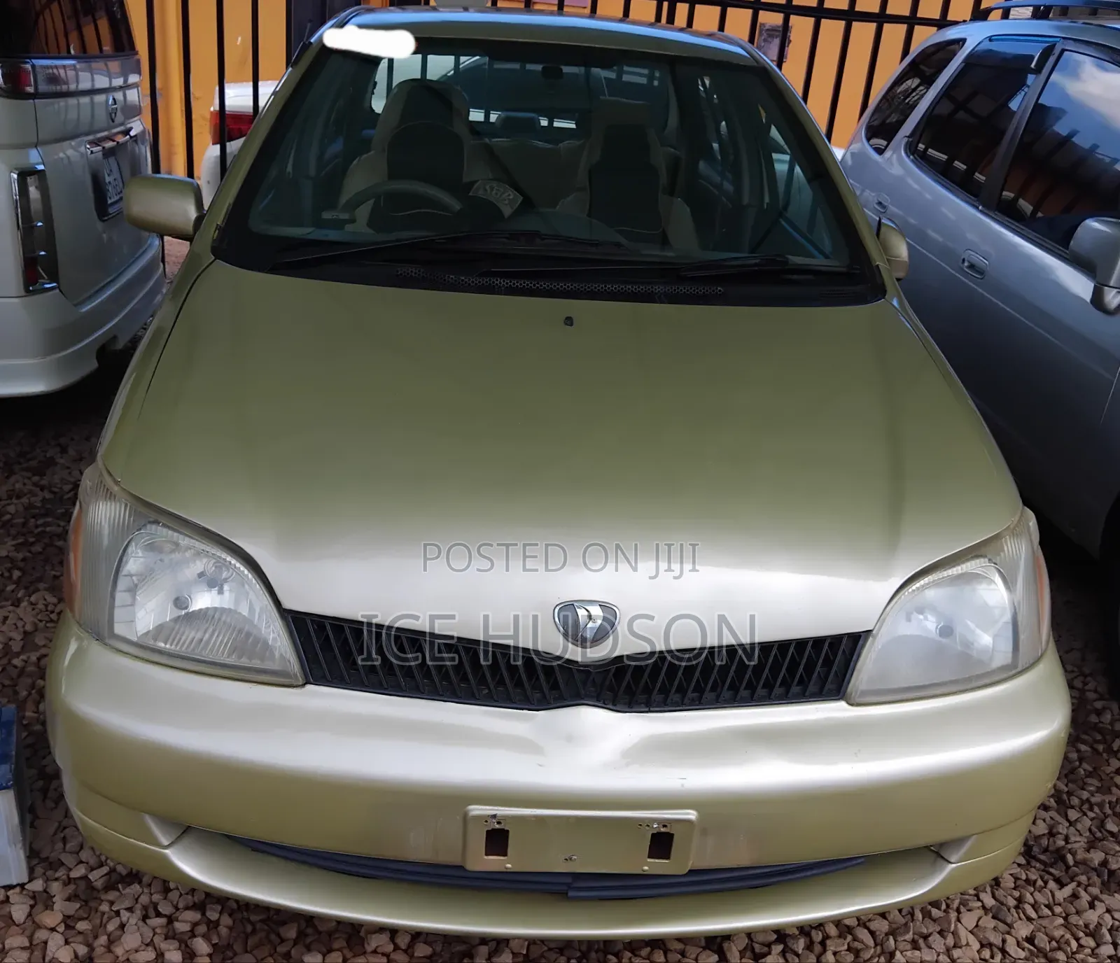Toyota Platz 2002