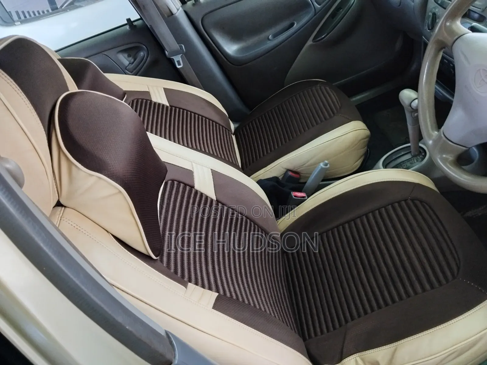 Toyota Platz 2002