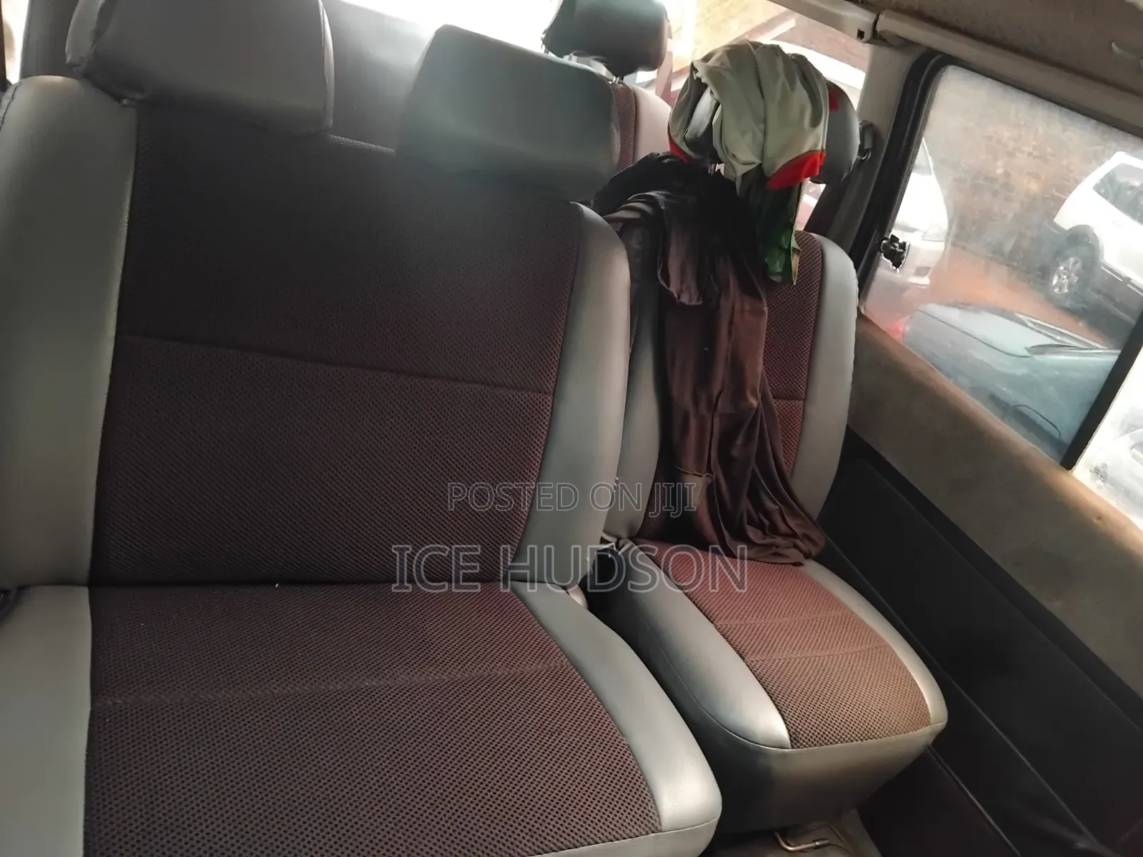 Toyota HiAce 2003 White