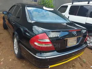 Mercedes-Benz E-Class 2006 Black