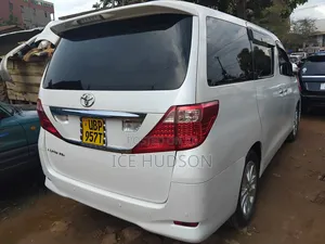 Toyota Alphard 2011 White