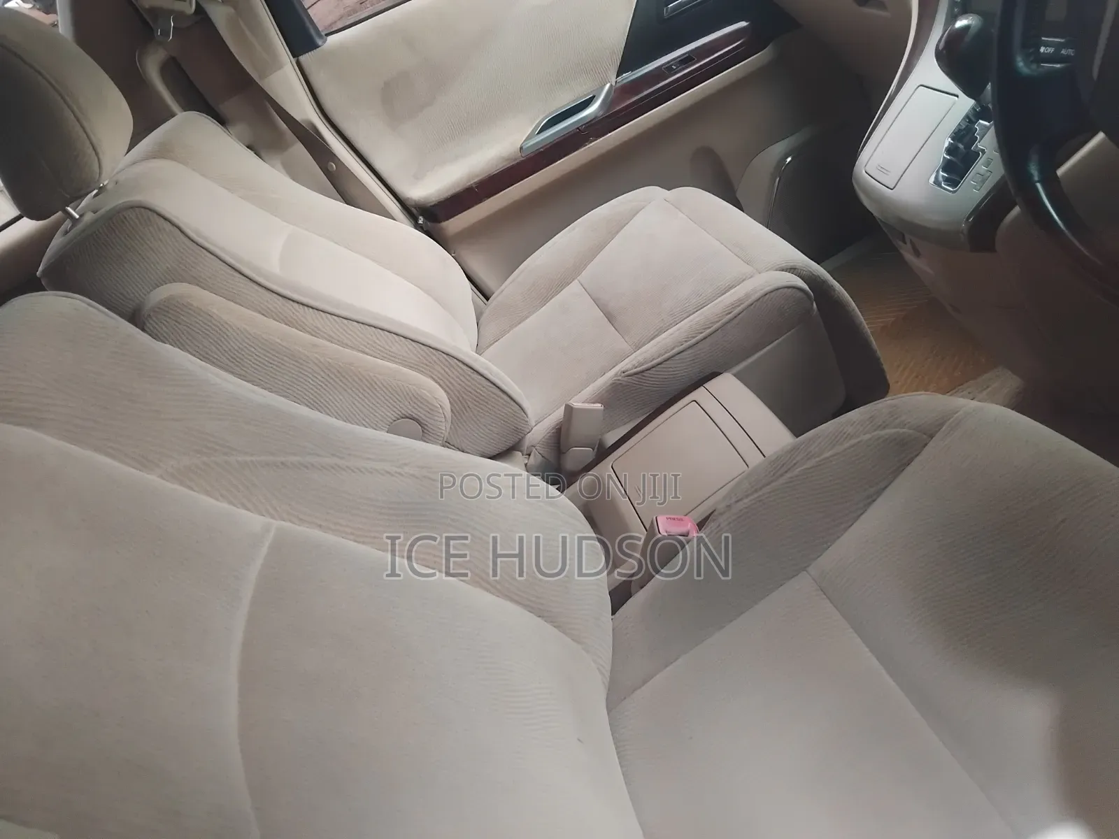Toyota Alphard 2011 White