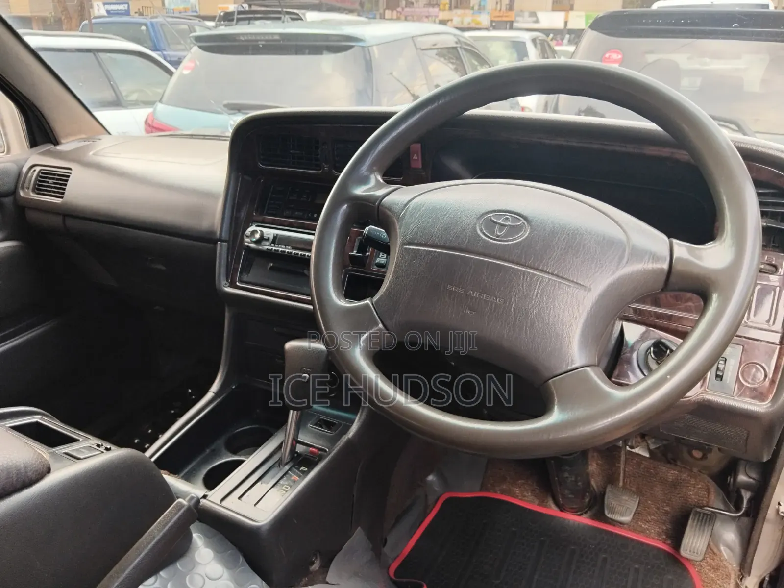 Toyota HiAce 2005