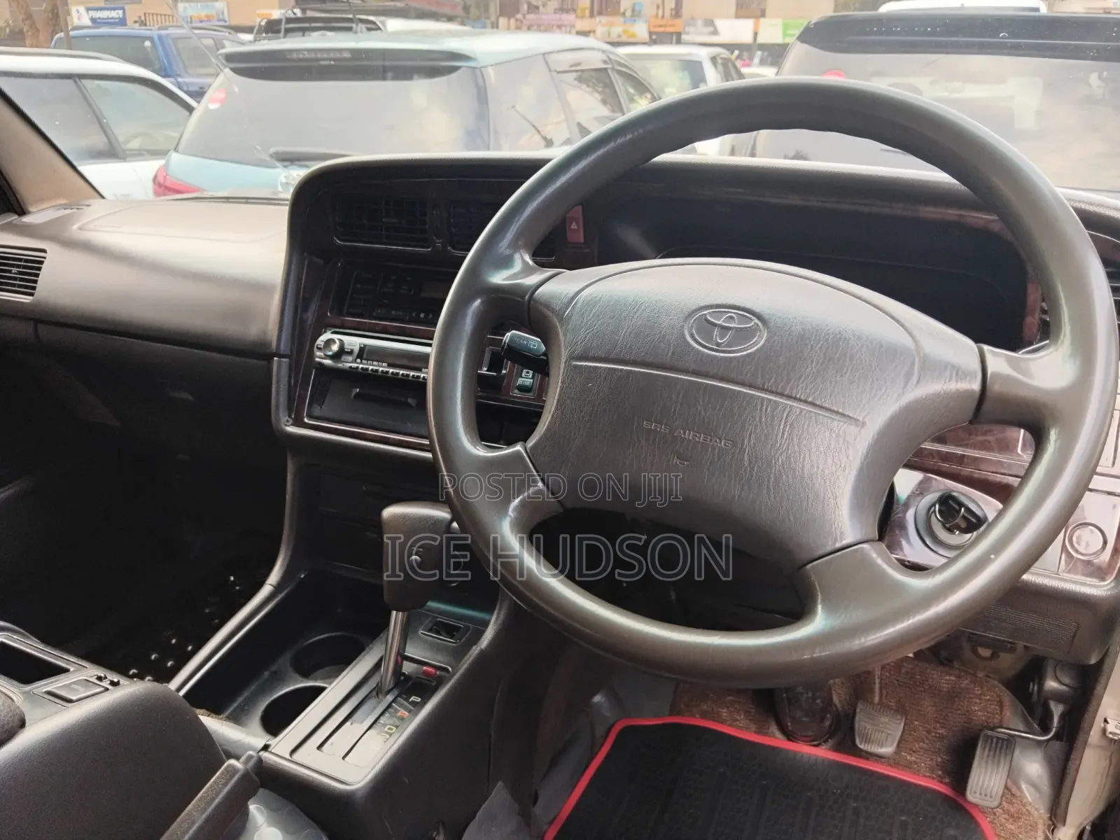 Toyota HiAce 2005