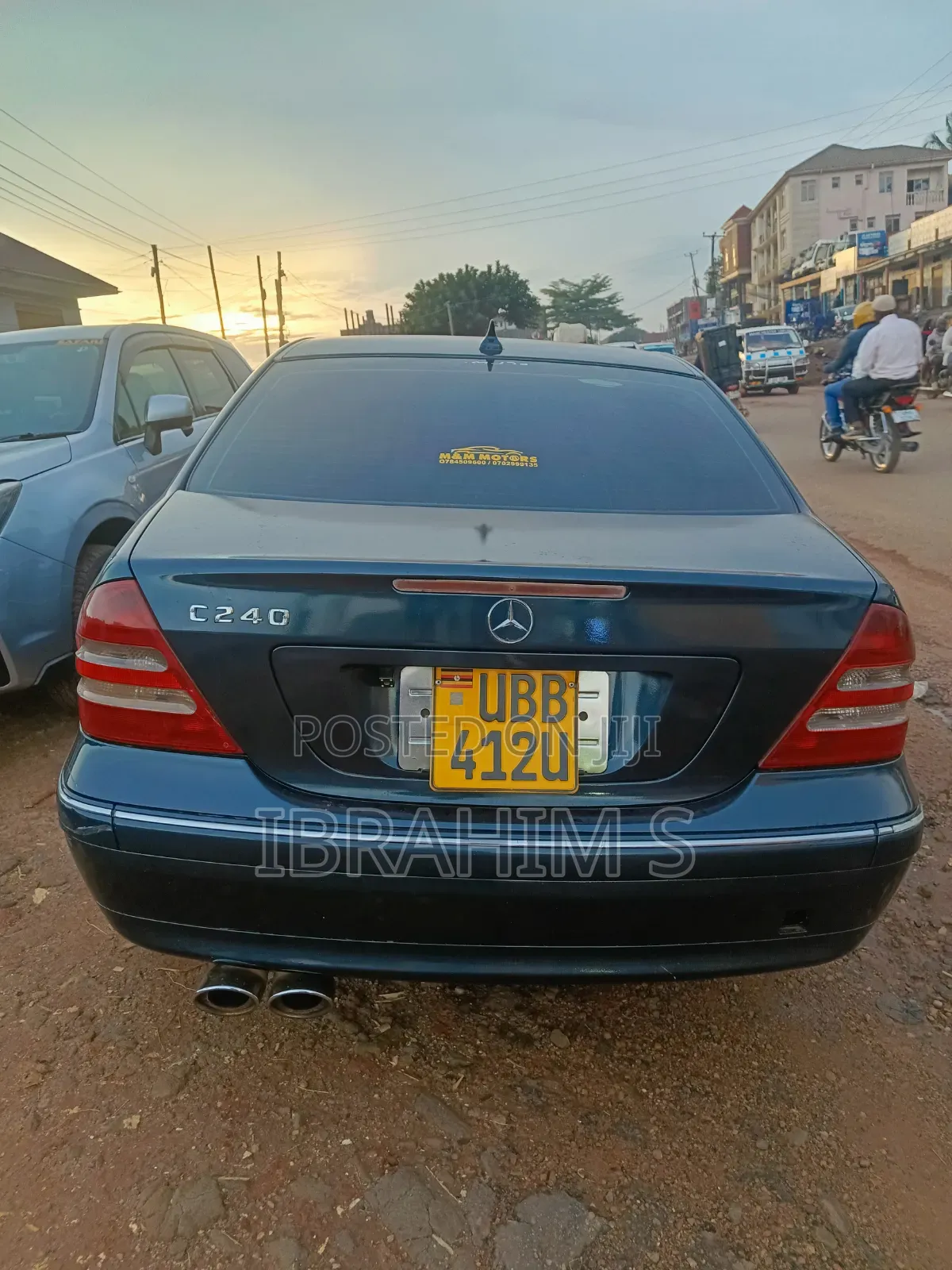 Mercedes-Benz C180 2013 Blue