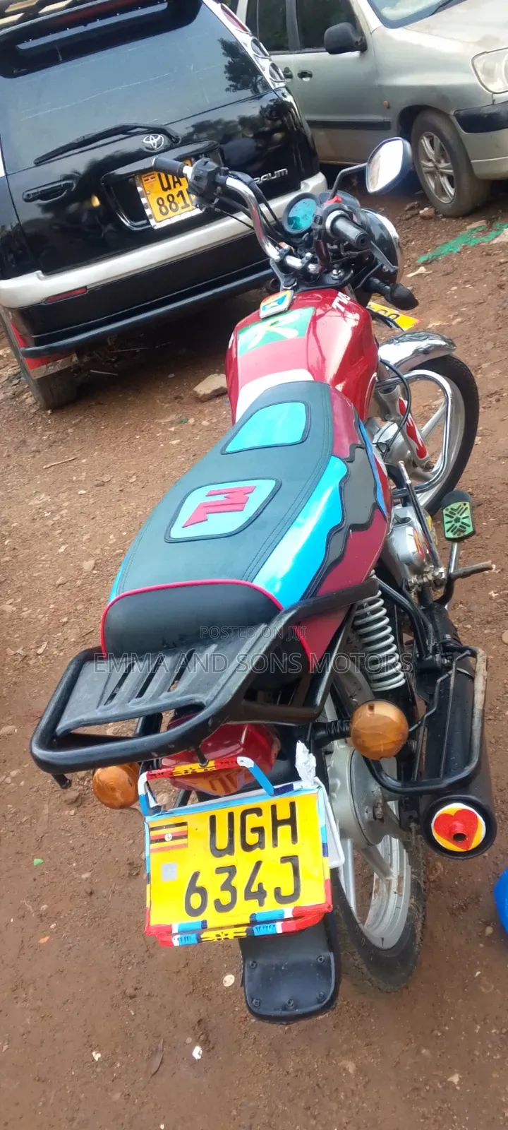 TVS HLX 125 2024 Red