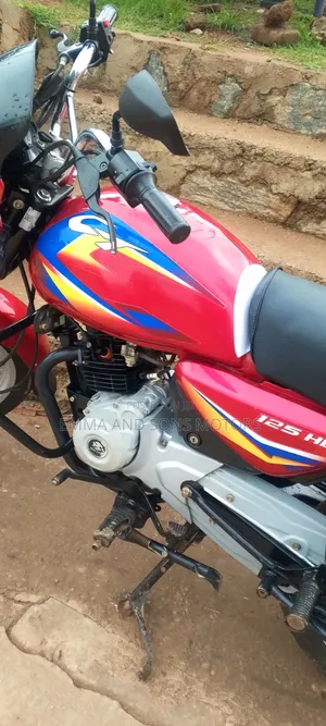 Bajaj CT 125X 2025 Red