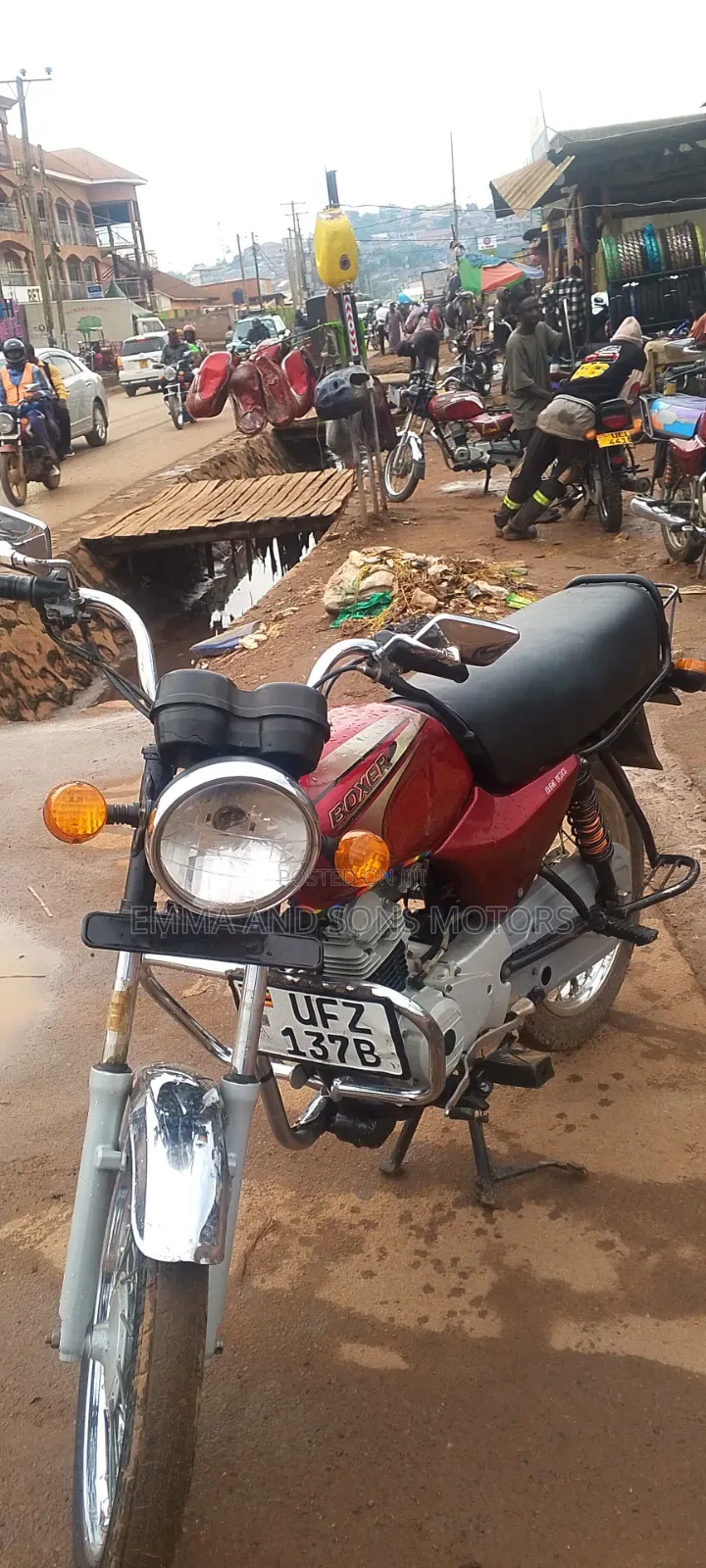 Bajaj Boxer 100 2022 Red