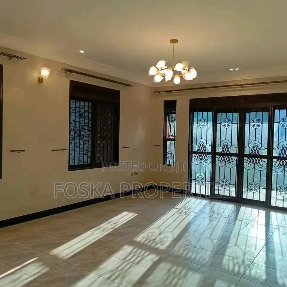 3bdrm Apartment in Kansanga Estate, Central Division for rent
