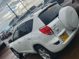 Toyota RAV4 2008 White