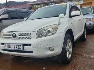 Toyota RAV4 2008 White
