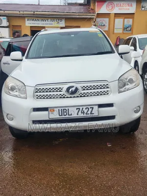 Toyota RAV4 2008 White
