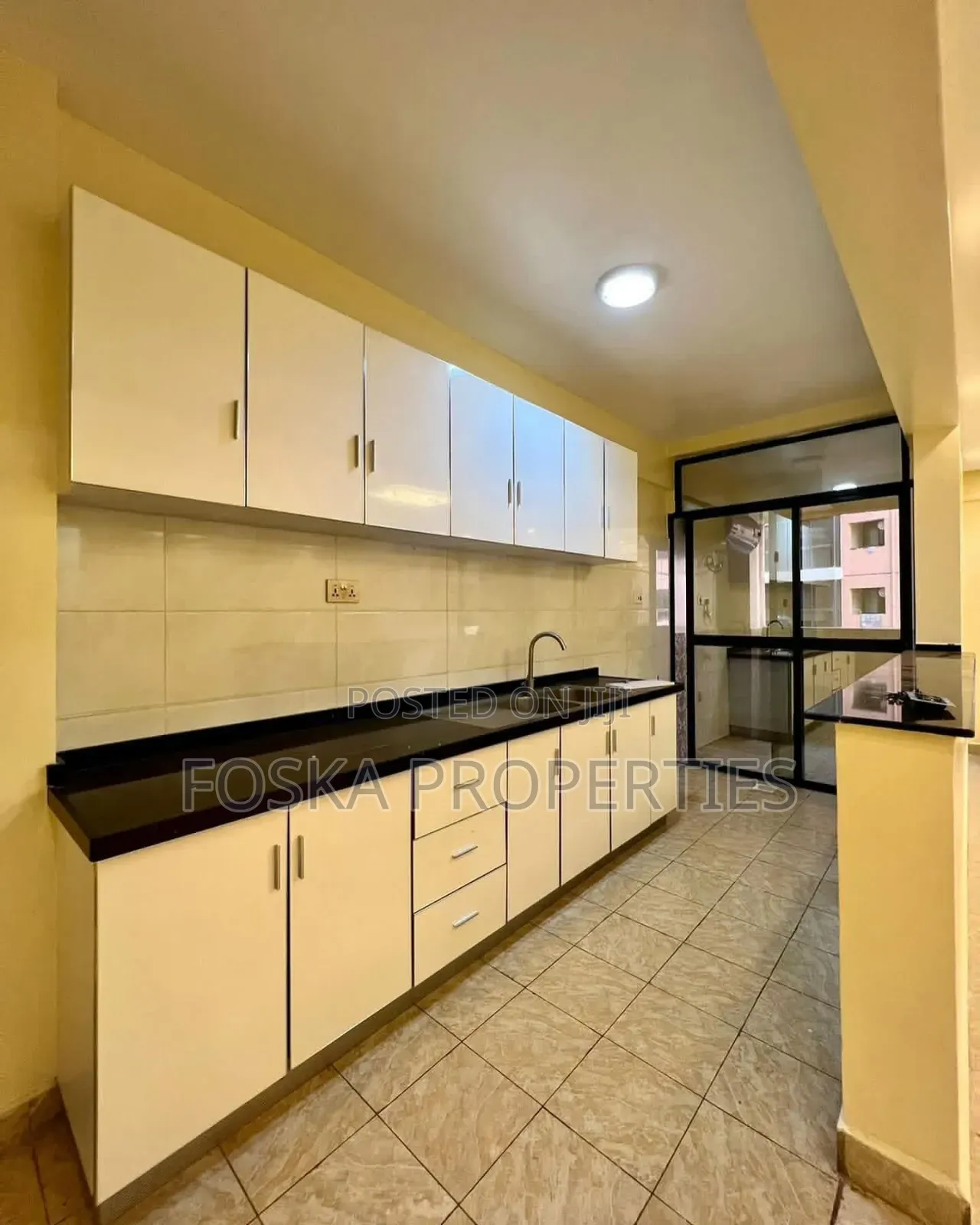 3bdrm Apartment in Kansanga Estate, Central Division for rent